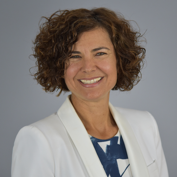 Dr. Eva Ponce