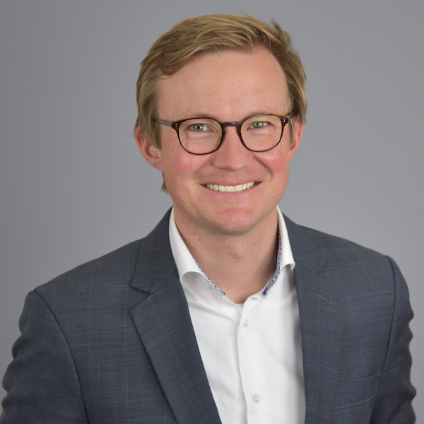 Dr. Matthias Winkenback